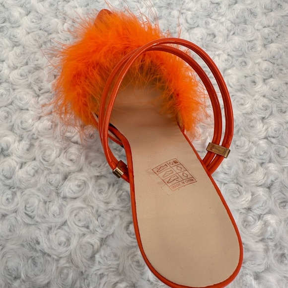 NIB Neon Orange Feather Trim Convertible Heels - Picture 6 of 7